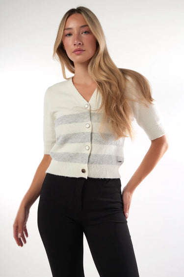 Magasinez le cardigan de la nouvelle collection de la Boutique Colori - Shop the cardigan from new collection from Boutique Colori