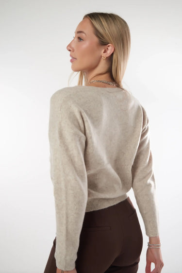 Magasinez le chandail élégante de la nouvelle collection de la Boutique Colori - Shop the elegant sweater from new collection from Boutique Colori
