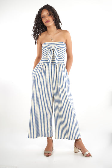 Magasinez la combinaison à dos ouvert de la nouvelle collection de la Boutique Colori - Shop the open back jumpsuit from new collection from Boutique Colori