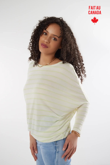 Magasinez le haut à manches chauve-souris de la nouvelle collection de la Boutique Colori - Shop the batwing sleeve top from new collection from Boutique Colori