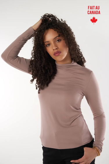 Magasinez le haut élégance de la nouvelle collection de la Boutique Colori - Shop the elegance top from new collection from Boutique Colori