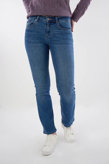 Magasinez le jean à jambe évasée de la nouvelle collection de la Boutique Colori - Shop the flared jeans from new collection from Boutique Colori