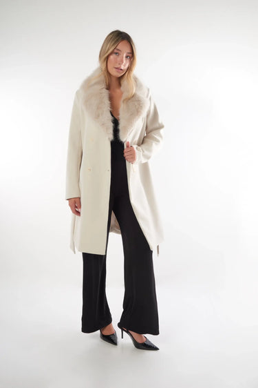 Magasinez le manteau long de la nouvelle collection de la Boutique Colori - Shop the long coat from new collection from Boutique Colori
