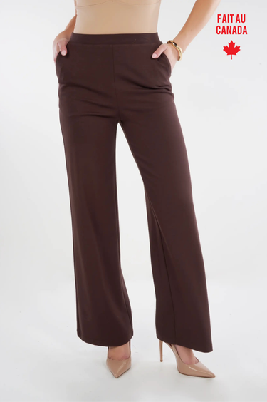 Magasinez le pantalon à jambe large de la nouvelle collection de la Boutique Colori - Shop the wide-leg pants from new collection from Boutique Colori