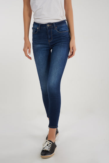 Magasinez le jean à jambe étroite de Colori - Shop the skinny jean from Colori