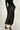 Magasinez la jupe midi en satin de Colori - Shop the midi satin skirt from Colori