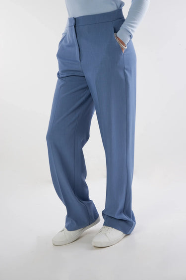 Magasinez le pantalon à jambe large de la nouvelle collection de la Boutique Colori - Shop the wide-leg pants from new collection from Boutique Colori