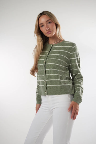 Magasinez le cardigan de la nouvelle collection de la Boutique Colori - Shop the cardigan from new collection from Boutique Colori