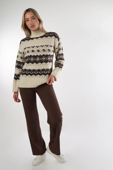 Magasinez le chandail à col montant de la nouvelle collection de la Boutique Colori - Shop the mock neck sweater from new collection from Boutique Colori