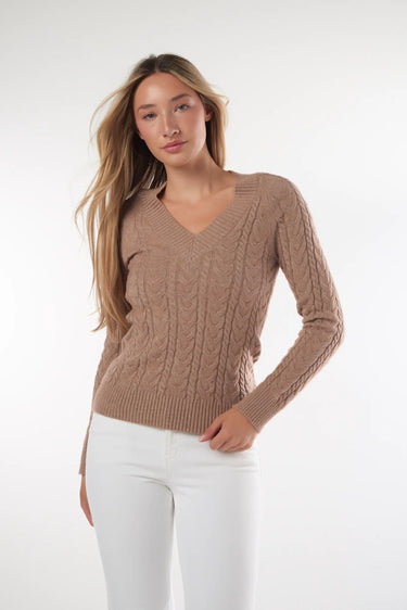 Magasinez le chandail torsadé de la nouvelle collection de la Boutique Colori - Shop the cable-knit sweater from new collection from Boutique Colori