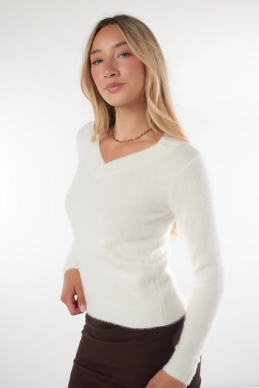 Magasinez le chandail élégante de la nouvelle collection de la Boutique Colori - Shop the elegant sweater from new collection from Boutique Colori