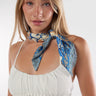 Magasinez le foulard élégant de la nouvelle collection de la Boutique Colori - Shop the elegant scarf from new collection from Boutique Colori