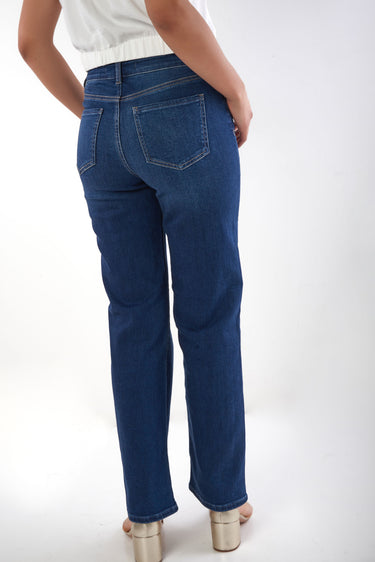 Magasinez le jean à jambe large de la nouvelle collection de la Boutique Colori - Shop the wide-leg jeans from new collection from Boutique Colori