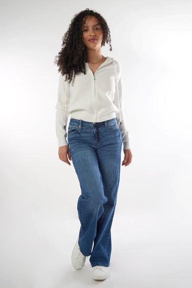 Magasinez le jean à jambe large de la nouvelle collection de la Boutique Colori - Shop the wide-leg jeans from new collection from Boutique Colori
