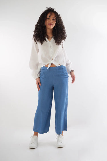 Magasinez le capri à jambe large de la nouvelle collection de la Boutique Colori - Shop the wide-leg capri from new collection from Boutique Colori