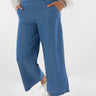 Magasinez le capri à jambe large de la nouvelle collection de la Boutique Colori - Shop the wide-leg capri from new collection from Boutique Colori