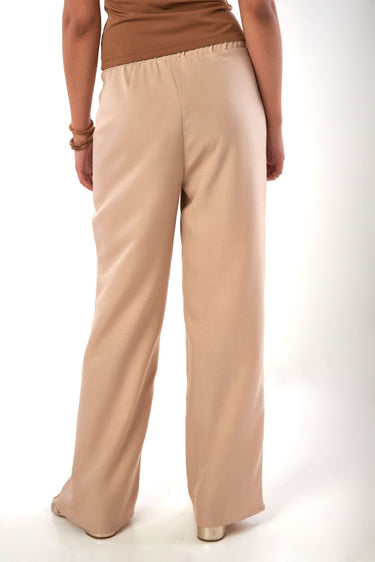 Magasinez le pantalon à jambe large de la nouvelle collection de la Boutique Colori  - Shop the wide-leg pants from new collection from Boutique Colori