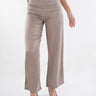 Magasinez le pantalon à jambe large de la nouvelle collection de la Boutique Colori - Shop the wide-leg pants from new collection from Boutique Colori