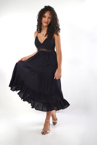 Magasinez la robe élégante de la nouvelle collection de la Boutique Colori - Shop the elegant dress from new collection from Boutique Colori
