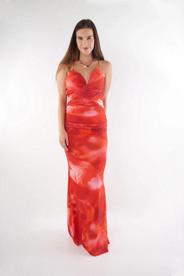Magasinez la robe élégante à dos ouvert de la nouvelle collection de la Boutique Colori - Shop the elegant dress with open back from new collection from Boutique Colori