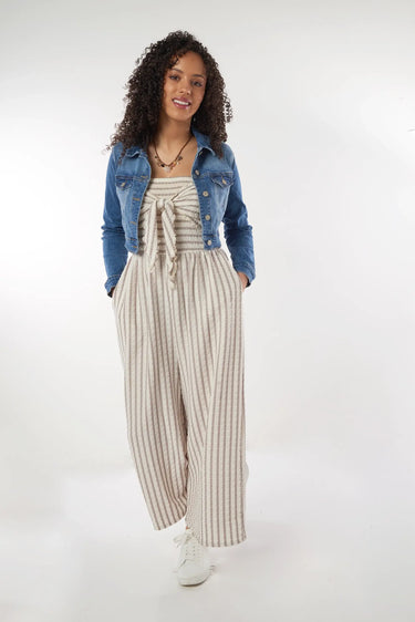 Magasinez la veste courte en denim de la nouvelle collection de la Boutique Colori - Shop the short denim jacket from new collection from Boutique Colori