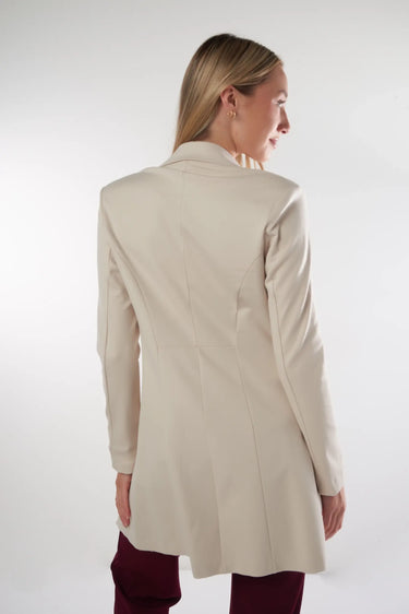 Magasinez le veston long de la nouvelle collection de la Boutique Colori - Shop the long blazer from new collection from Boutique Colori