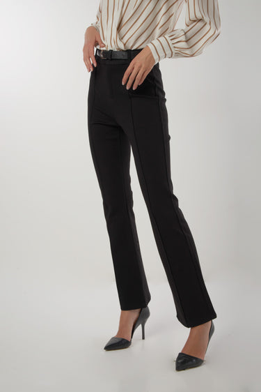 Magasinez le pantalon large à nervure de Colori - Shop the pinstriped wide-leg pants from Colori