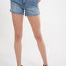 Magasinez le short en denim de Colori - Shop the denim short from Colori